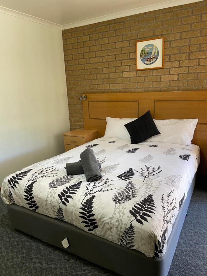 Darling Junction Motor Inn Wentworth Esterno foto