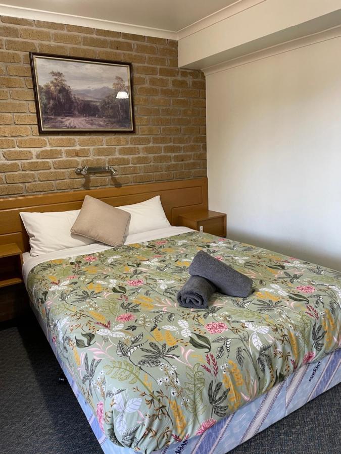 Darling Junction Motor Inn Wentworth Esterno foto